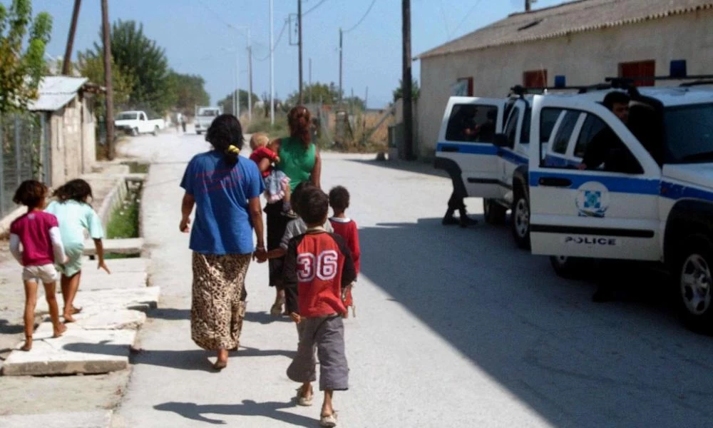 Αποτροπιασμός στη Χαλκίδα: Τρεις Ρομά βίασαν 13χρονο κοριτσάκι!